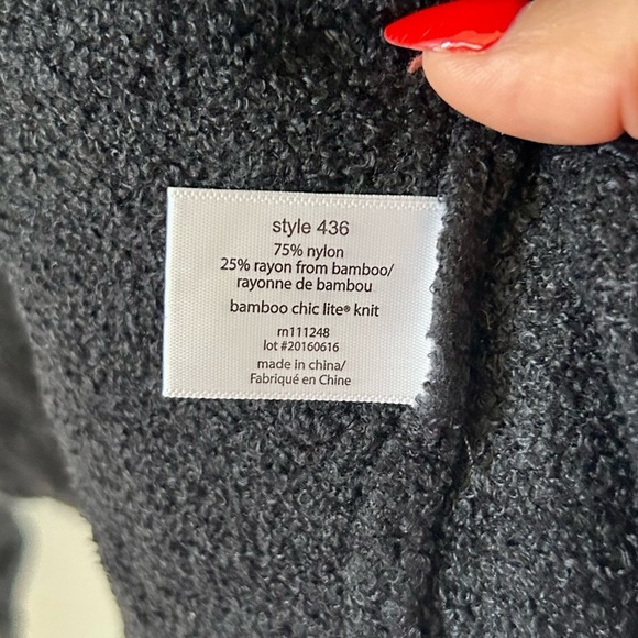 Barefoot Dreams Women's Black Open Front Cardigan Size Small / Medium - Picture 4 of 4